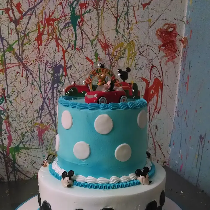 La Espiga De Oro BakeryErica mesa