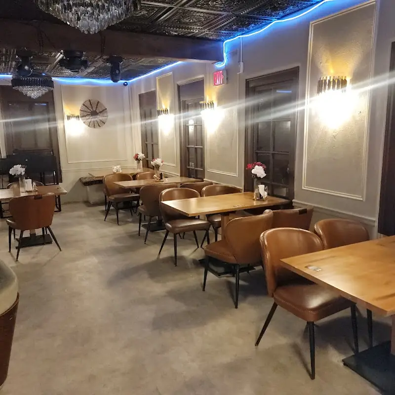 ArkCleoRich African Kitchen & Lounge - Downtown