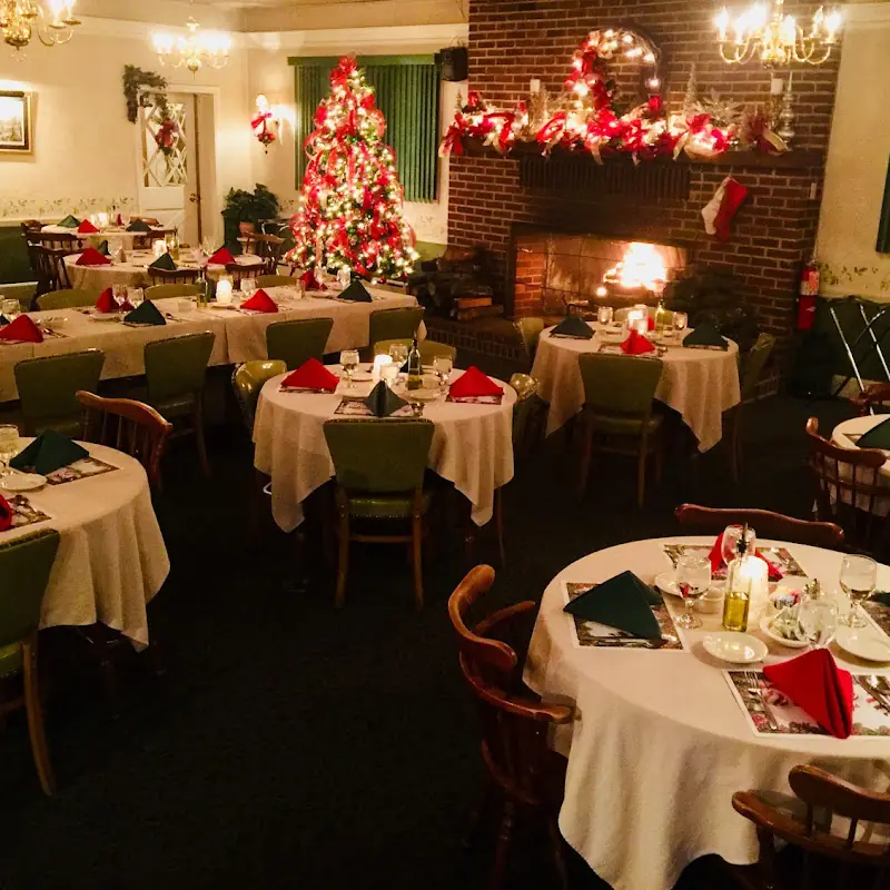 Blu Tavern Restaurant & Motel