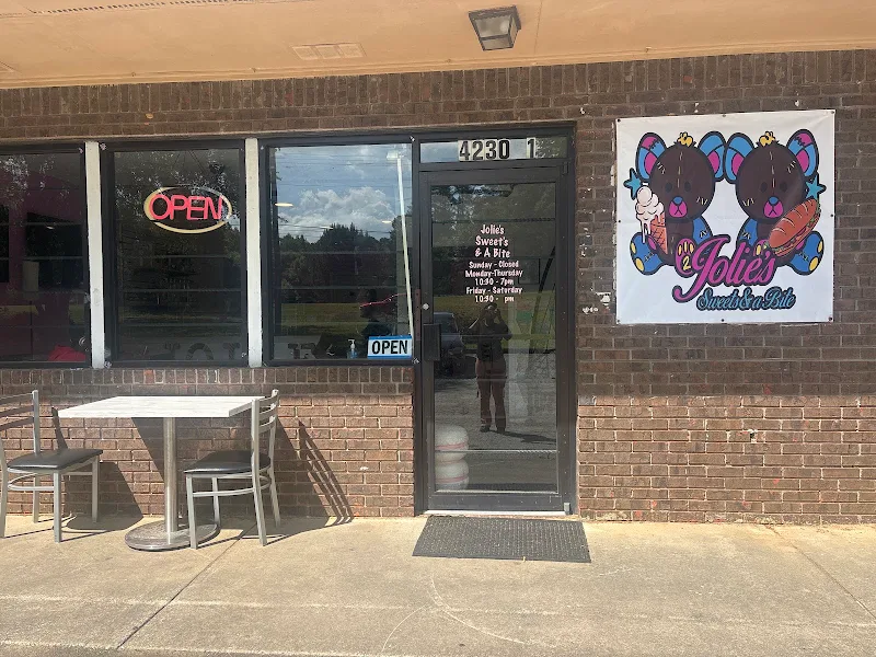 Jolie's Sweets and A Bite