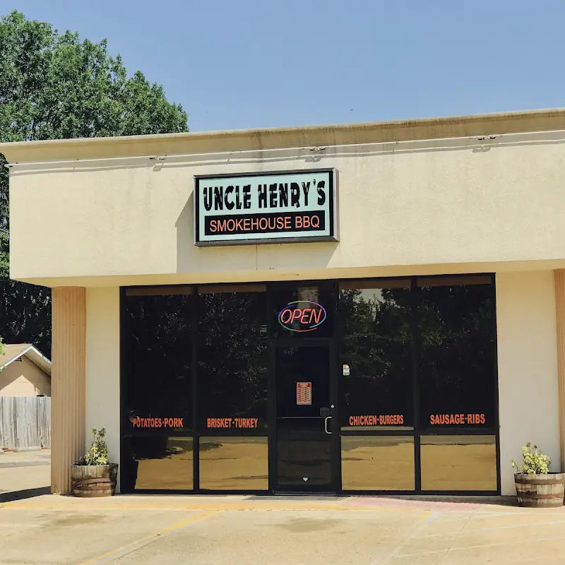 Uncle Henry's Smokehouse BBQ