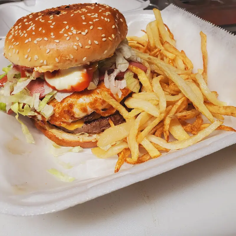 Taqueria La Mamalona #4