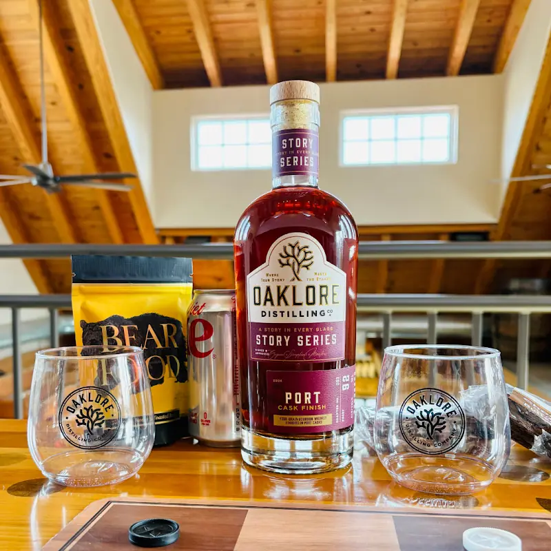 Oaklore Distilling Co.