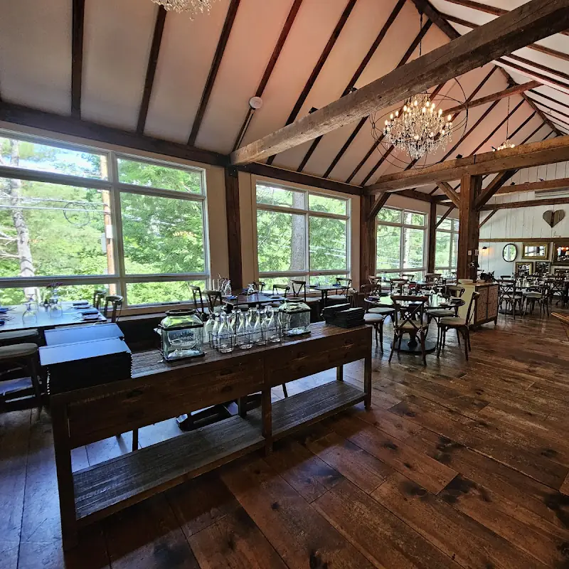 Sawmill Bar & Table