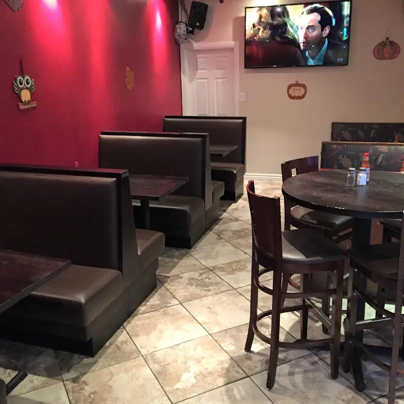Maria's Bar & Grill