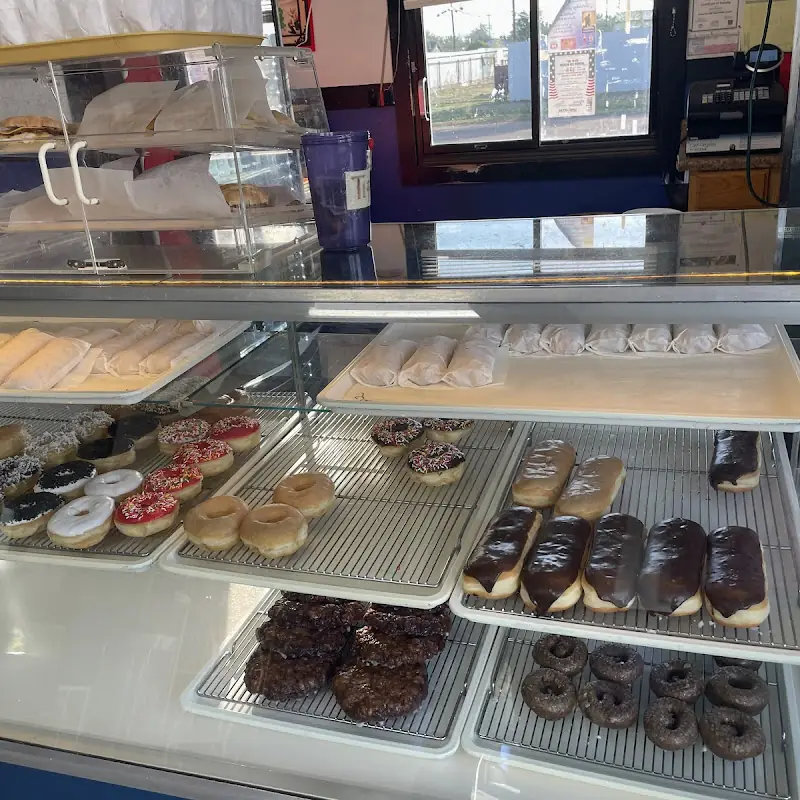 Daylight Donuts