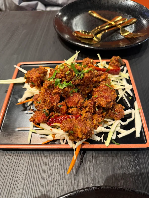 Benz Circle Restaurant & Bar