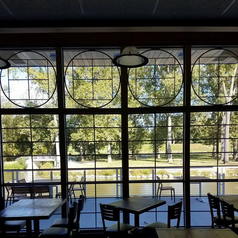 Smiths' Boathouse Restaurant