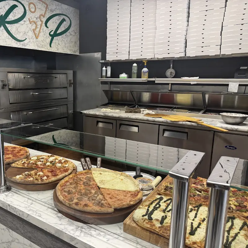Rino's Pizza Highland