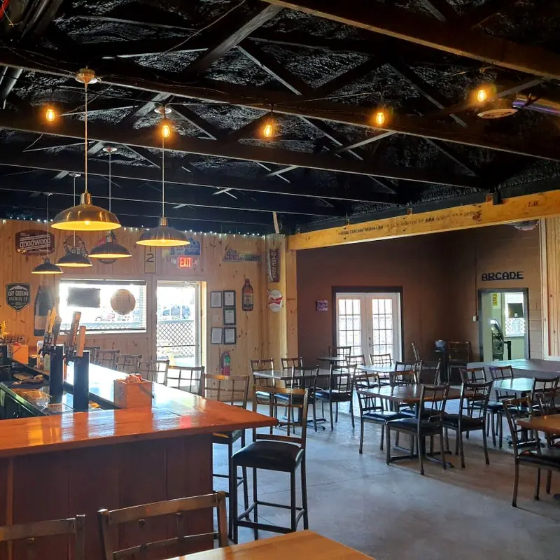 Between The Lakes Tap House