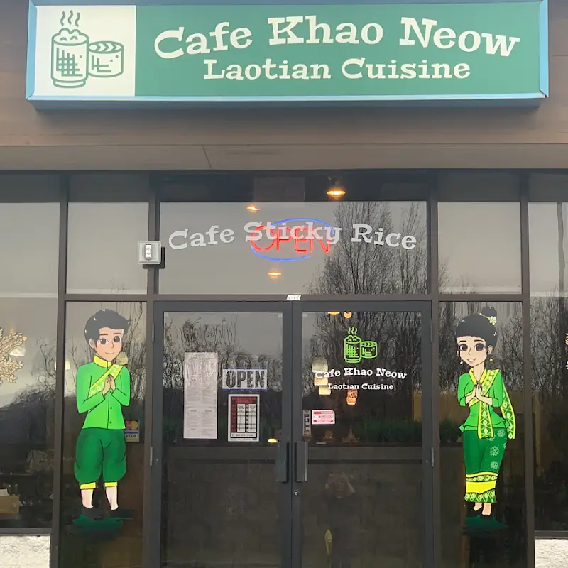 Cafe Khao Neow
