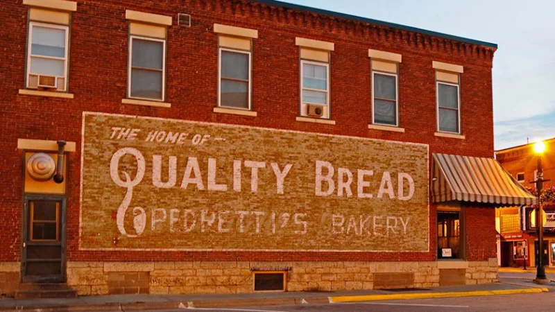 Pedretti's Bakery