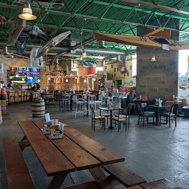 Right Brain Brewery