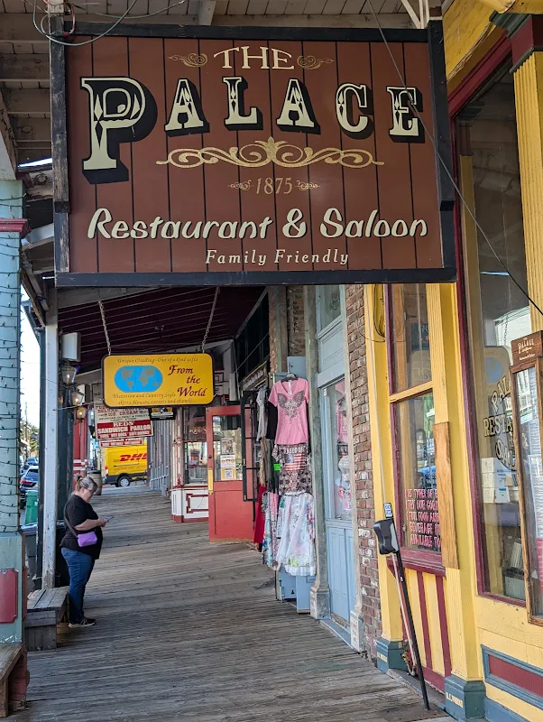 Mark Twain Saloon
