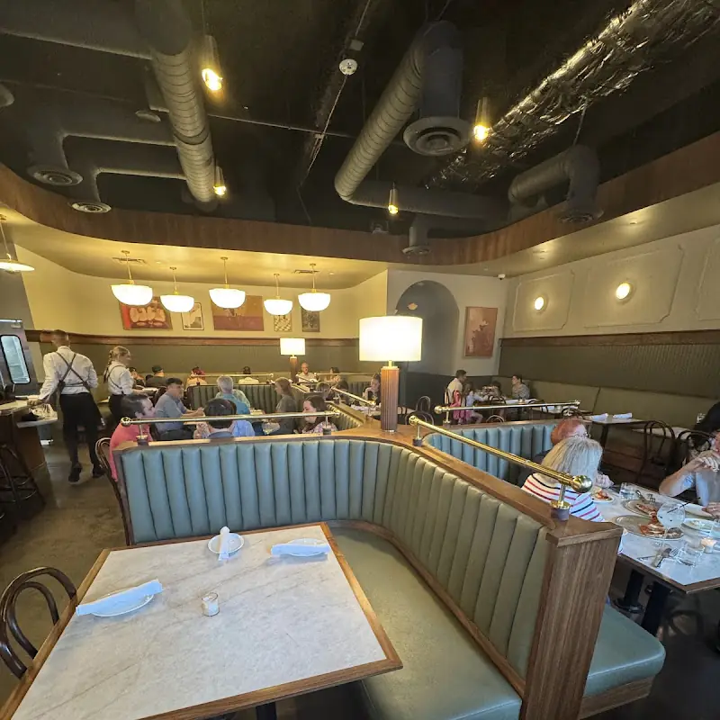 Murray's Pizza & Wine