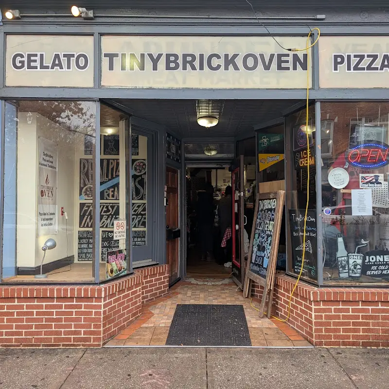 TinyBrickOven
