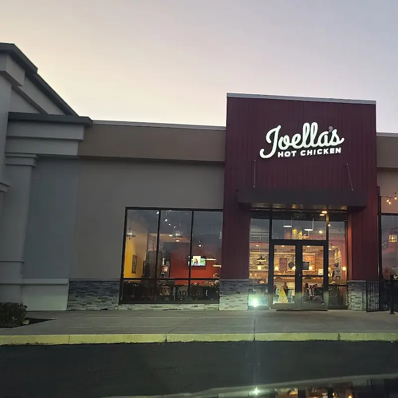 Joella's Hot Chicken - Mason