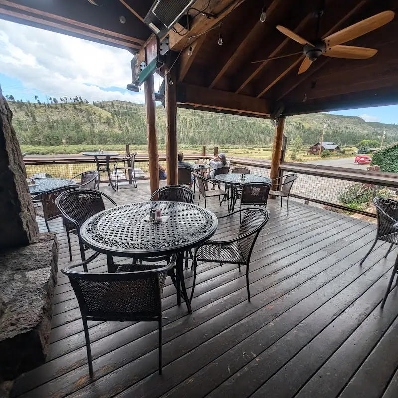 Molly Butler Lodge & Restaurant