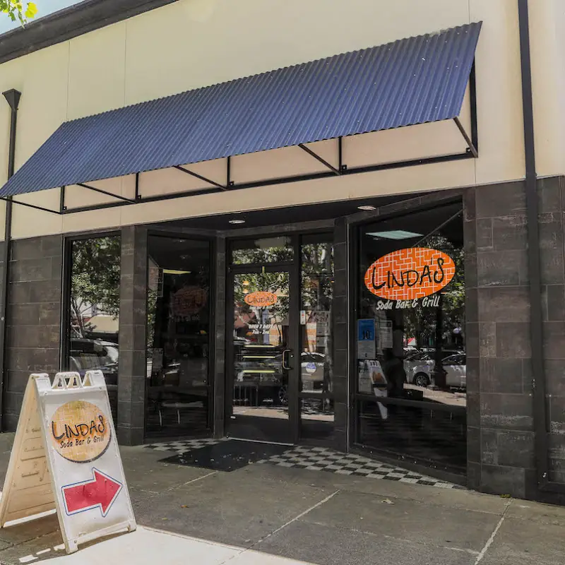 Linda's Soda Bar & Grill