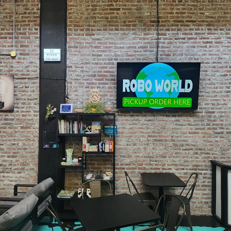 Robo World