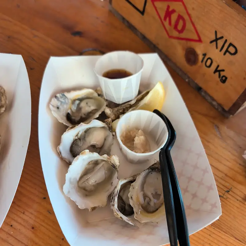 DECKHAND DAVES Oyster Bar