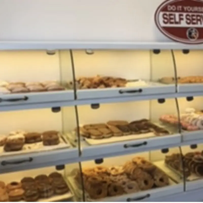 Nory's Donut & Bakery