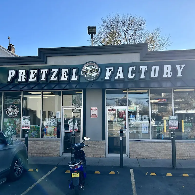 Philly Pretzel Factory - Staten Island