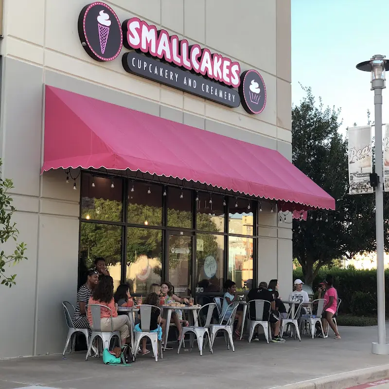 Smallcakes Pearland Towncenter