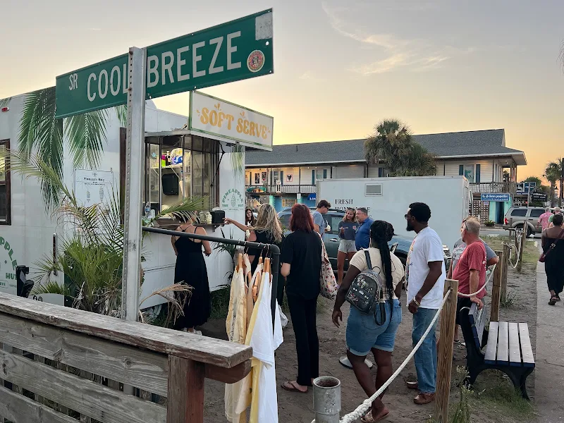 The Pineapple Hut