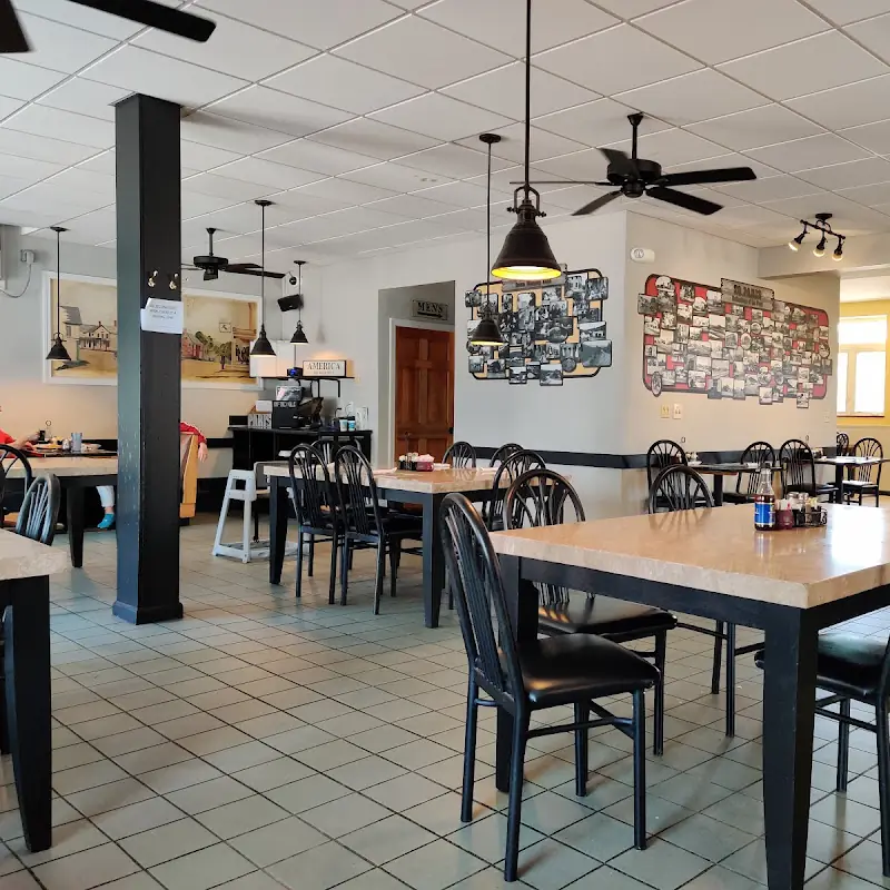 The Square - A Family Restaurant