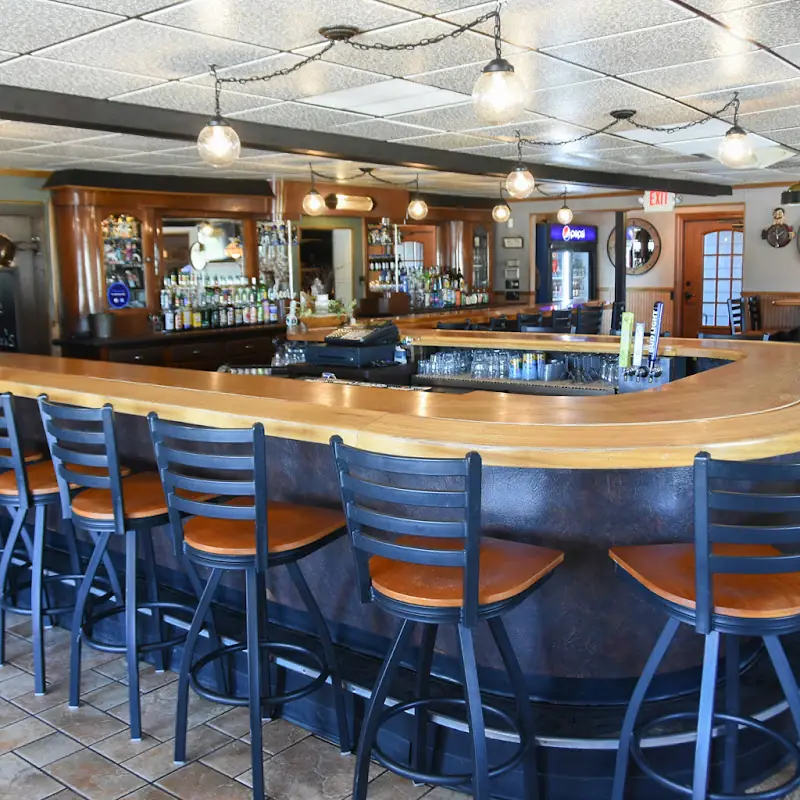 Sportsmen’s Pub & Grill