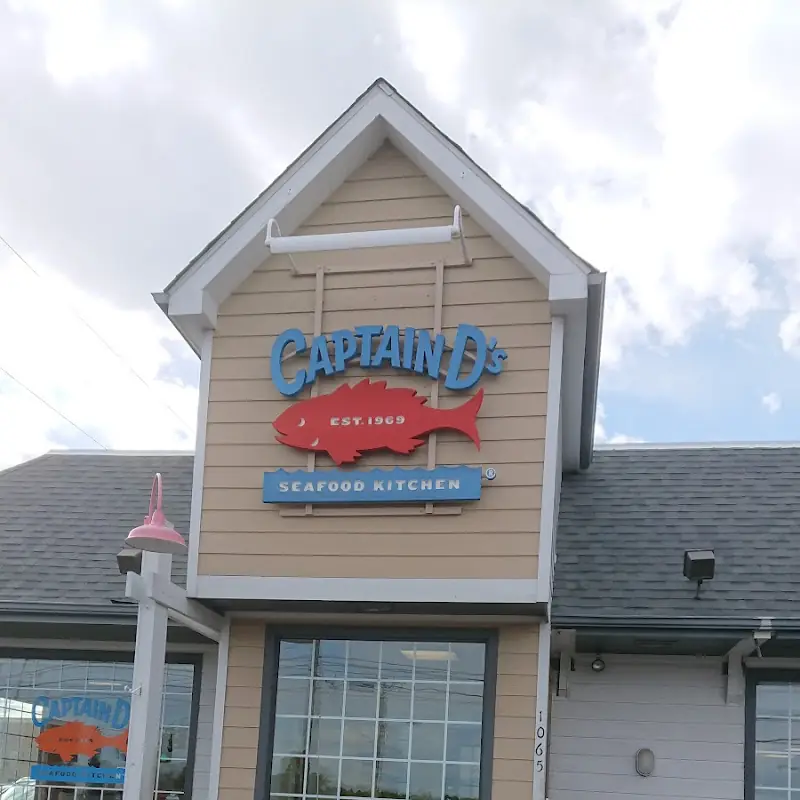 Captain D's
