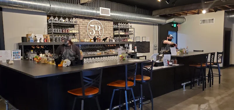 5Rocks Distilling Co.