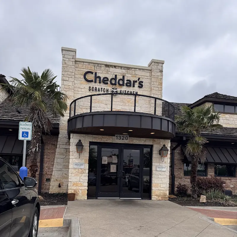 Cheddar's Scratch Kitchen