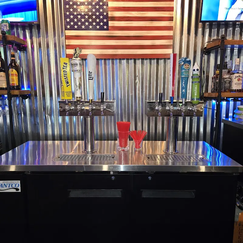 RoadPops Bar and Grill