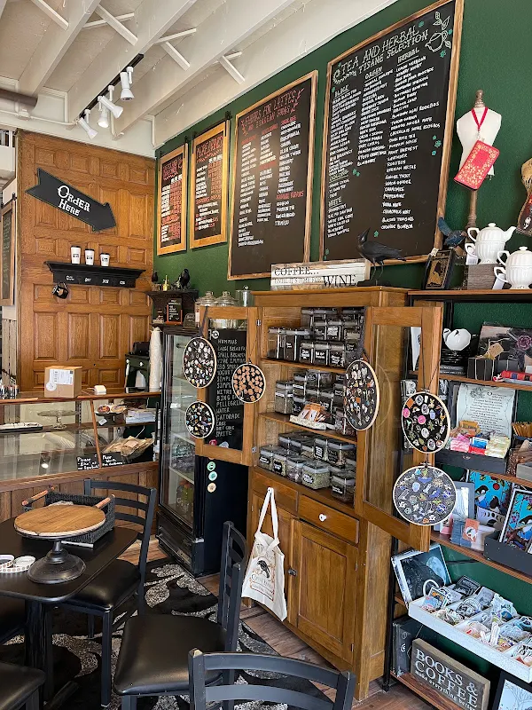 Raven's Roast Coffee Lounge