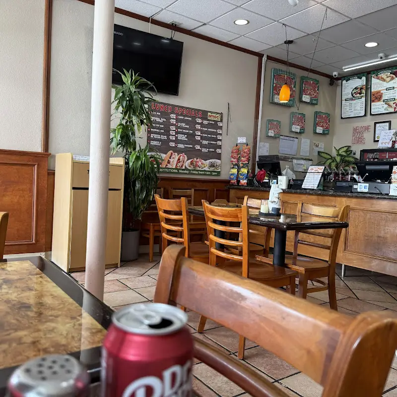 Ameci Pizza Kitchen