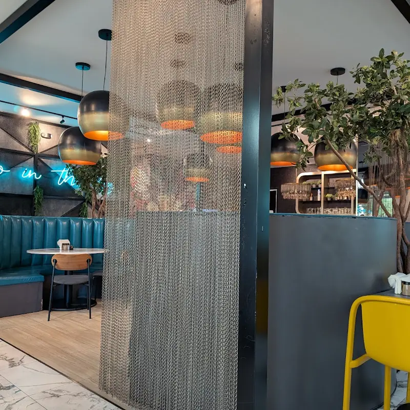 Bistro Café