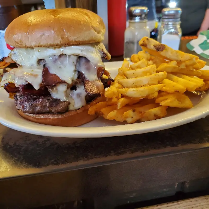 Sportsmen's Inn