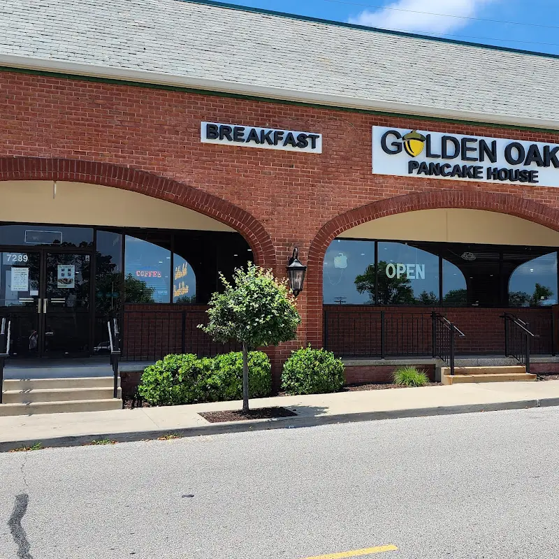 Golden Oak Pancake House - St. Louis