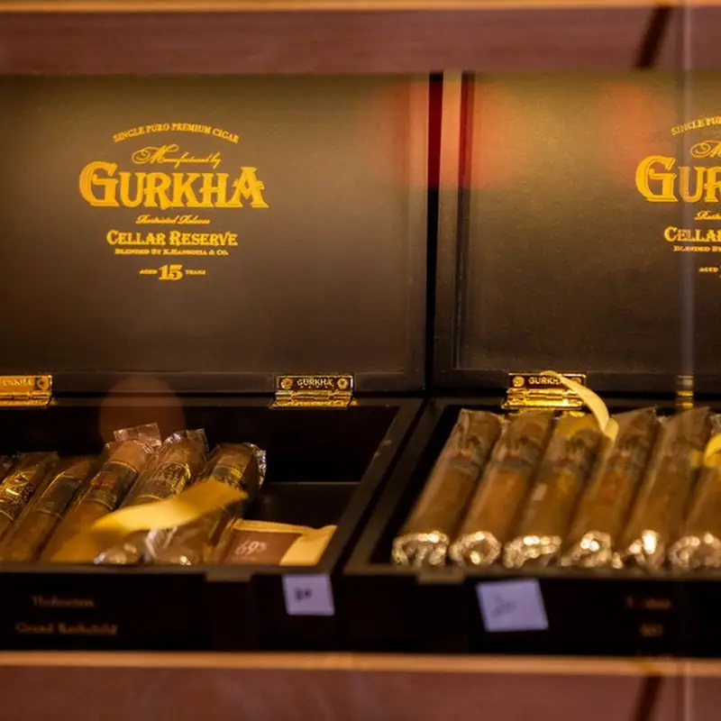 Española Cigar Bar & Lounge