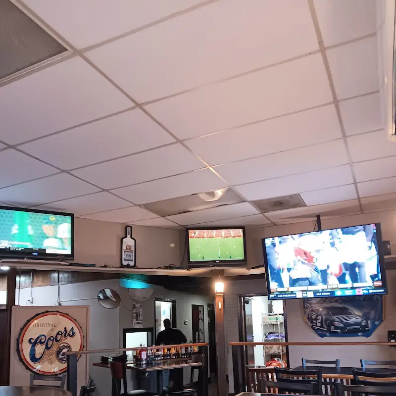 Bakers Sports Pub & Grill