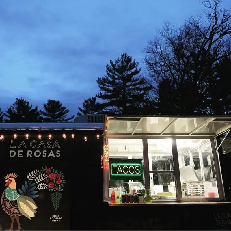La Casa De Rosas - Mexican Food Truck