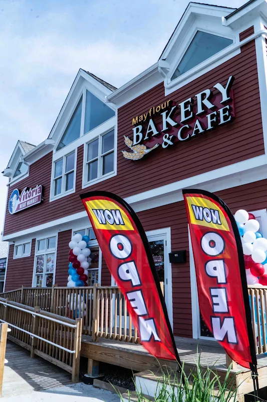 Mayflour Bakery & Cafe