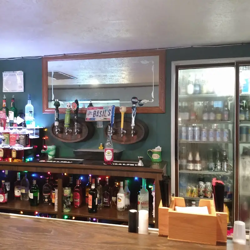 Basil's Lounge