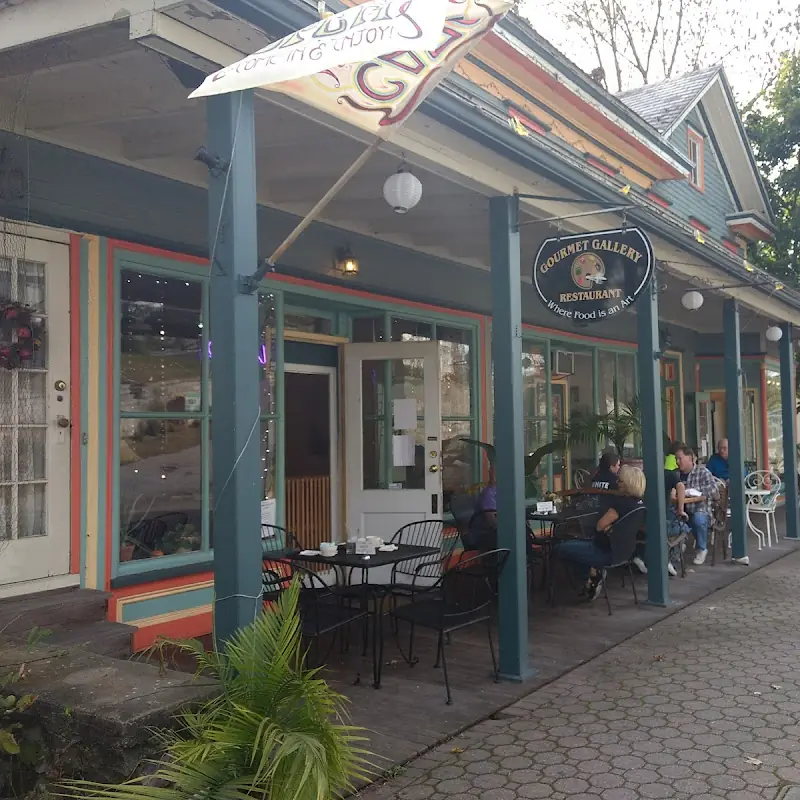 Gourmet Gallery