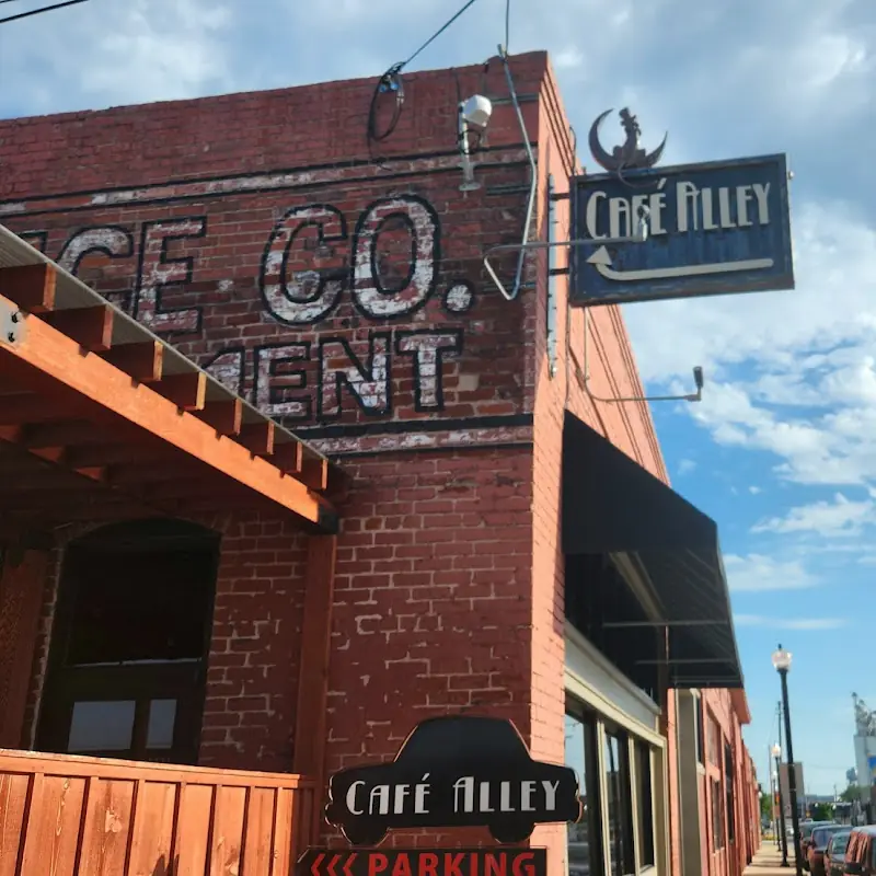 Cafe Alley