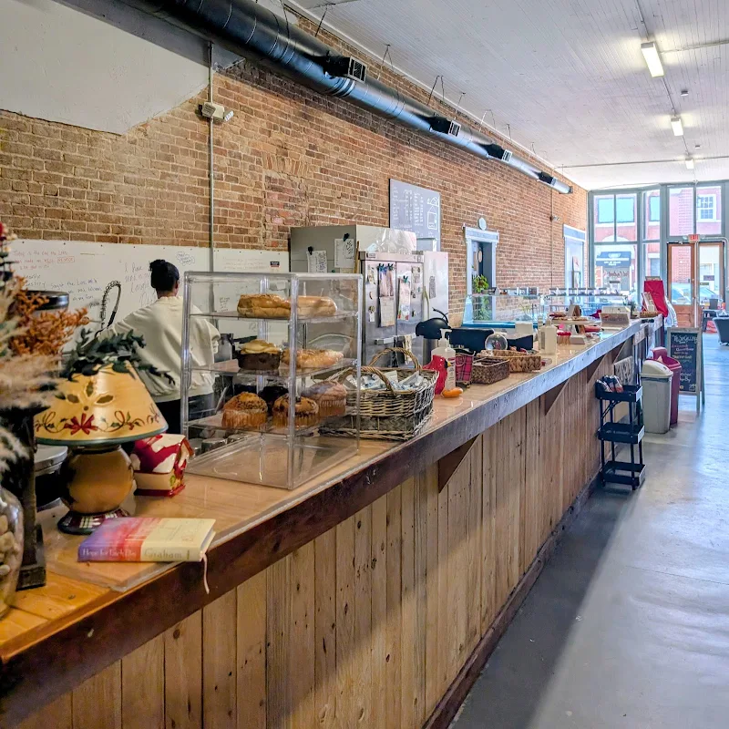 The Red Cardinal Coffee & Shakes