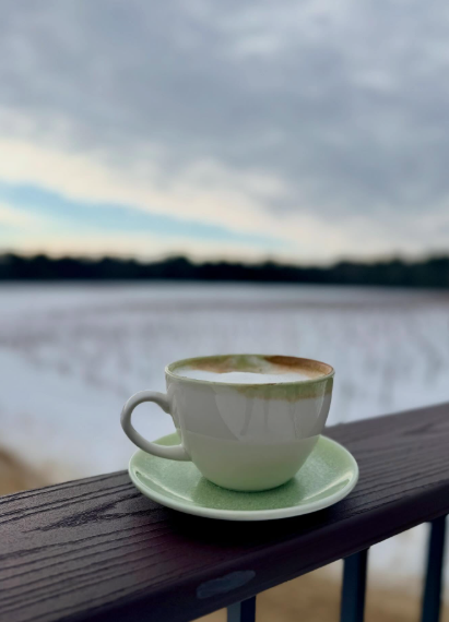 Avery's Vineyard View Cafe at Flag Hill