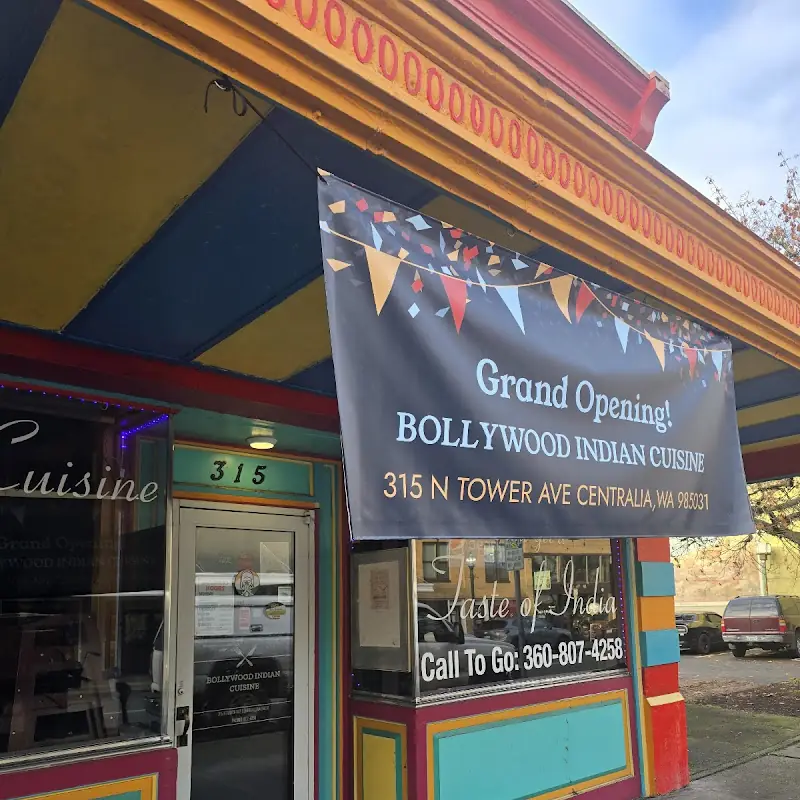 BOLLYWOOD INDIAN CUISINE